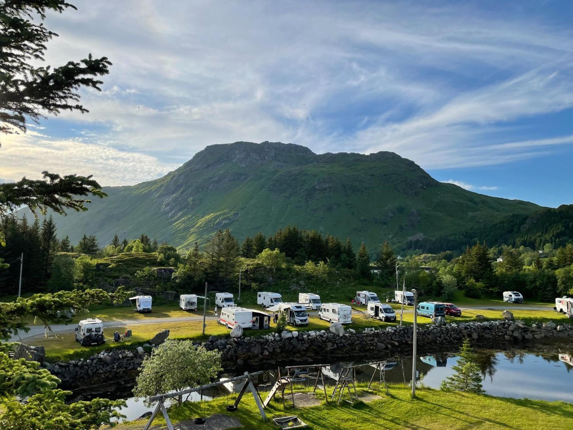Brustranda Fjordcamping Valberg 外观 照片